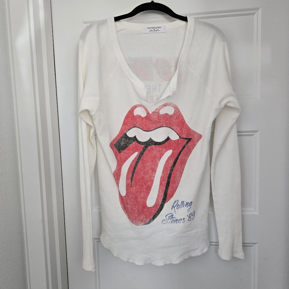 NWOT!!Daydreamer For Free People White Rolling Stones Concert Waffle Top. Size S